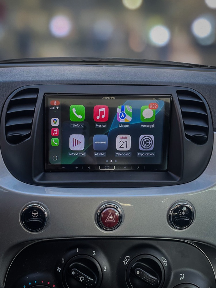 OD Service srl - Multimedia: Alpine su Fiat 500