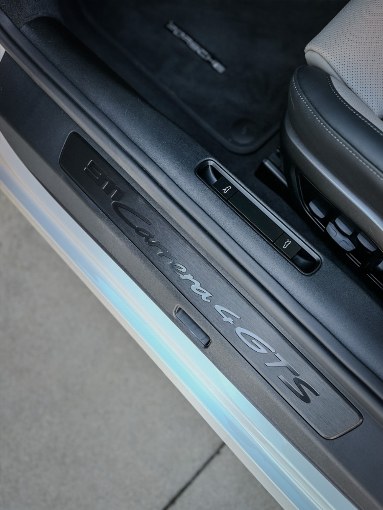 OD Service srl - Sicurezza: Porsche 911 Carrera 4 GTS