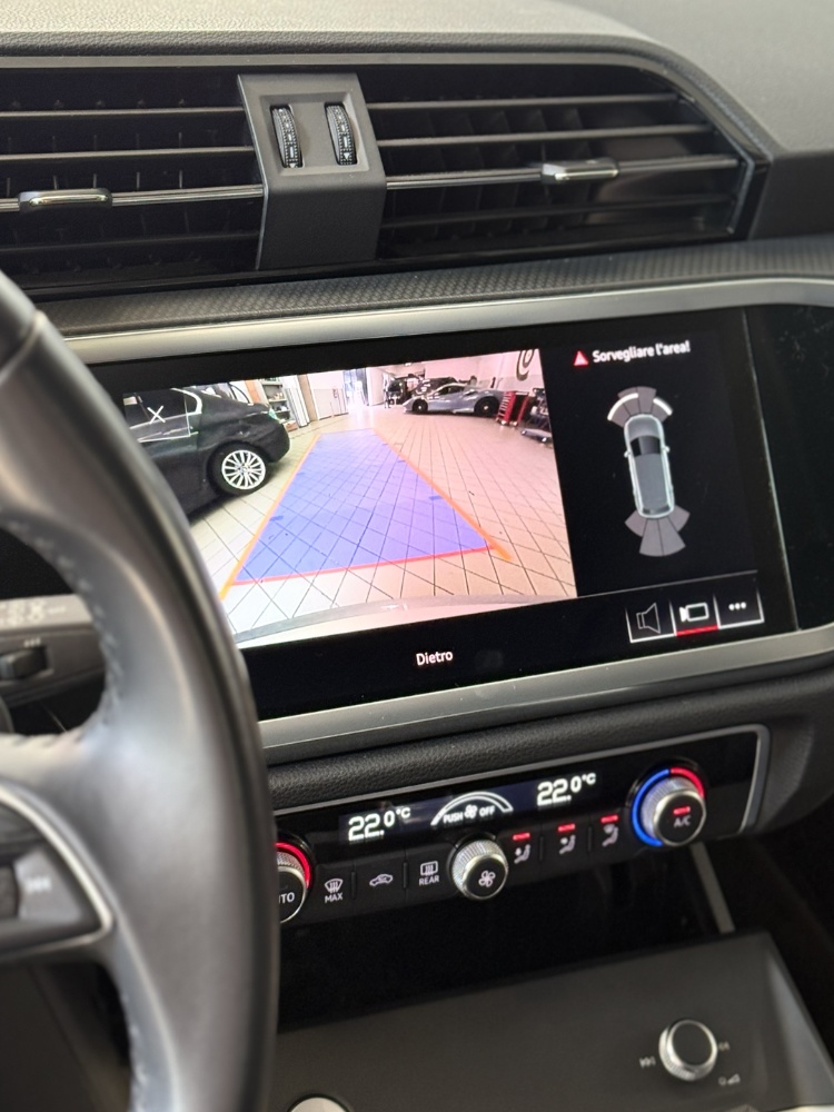 OD Service srl - Sensori / Telecamera: Audi Q3