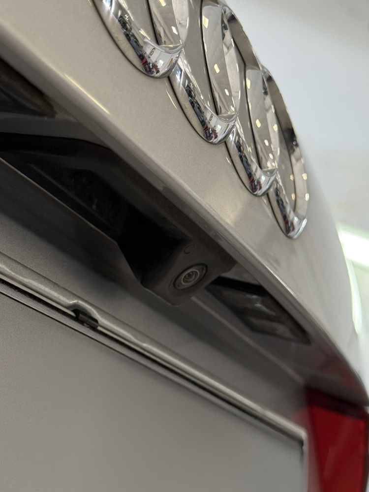 OD Service srl - Sensori / Telecamera: Audi Q3